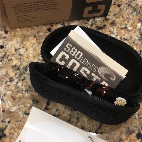 Men Costa Glasses NEW WITH TAGS - Picture 6 of 6
